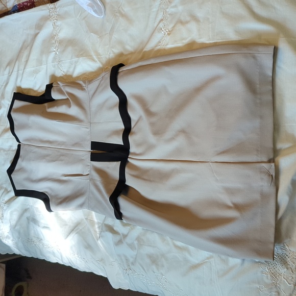 Calvin Klein career sz8 Tan & Black Dress - Picture 6 of 6